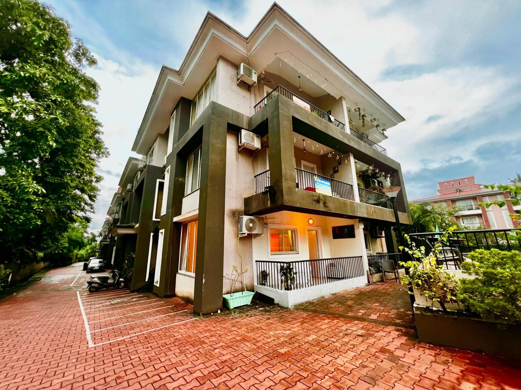 4Bhk Sparkling Apartment Near Beach Pool & Bar 2Bhkx2 Vagator Luaran gambar
