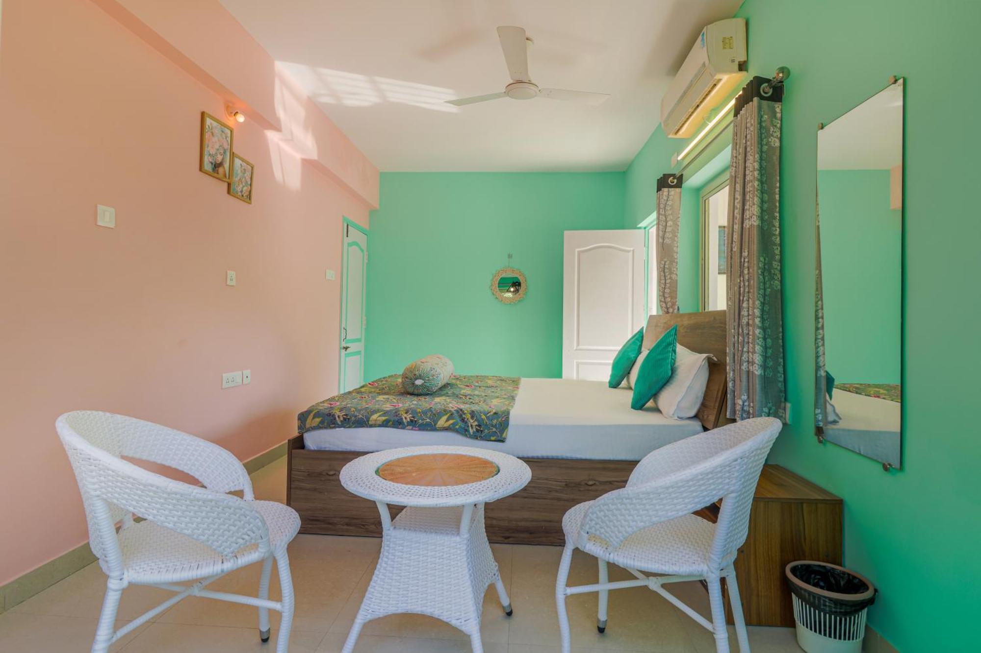 4Bhk Sparkling Apartment Near Beach Pool & Bar 2Bhkx2 Vagator Bilik gambar