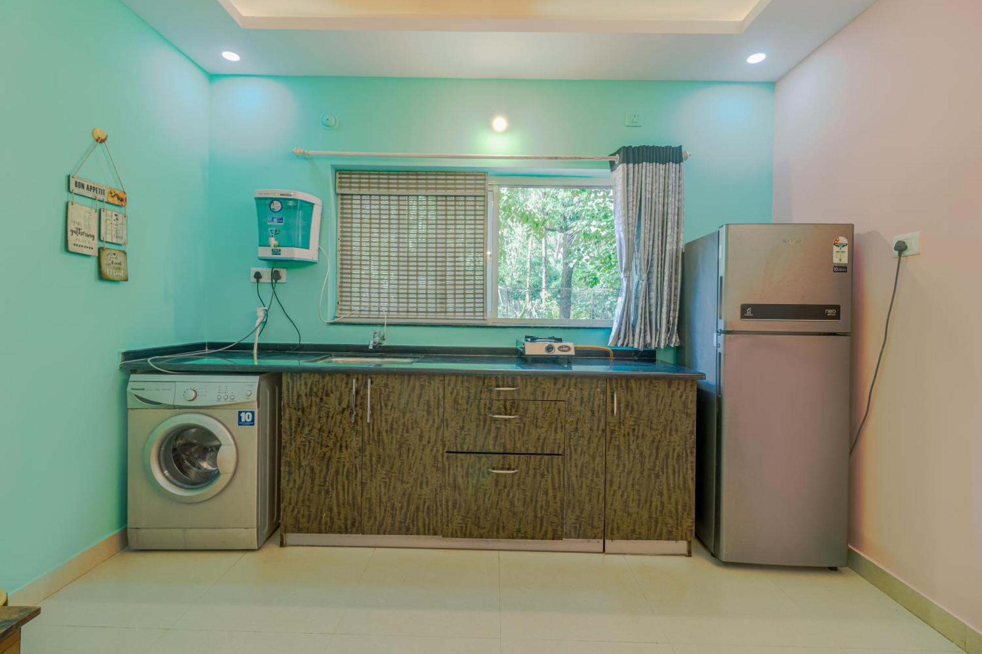 4Bhk Sparkling Apartment Near Beach Pool & Bar 2Bhkx2 Vagator Bilik gambar